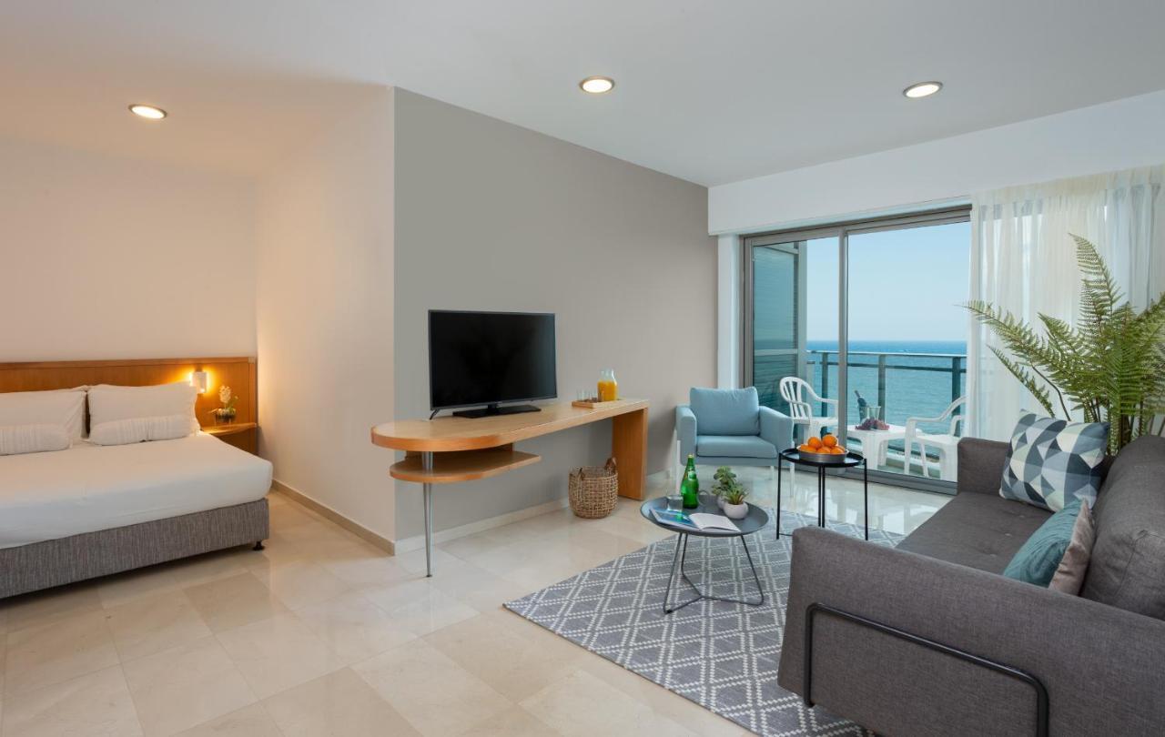 Aparthotel Okeanos On The Beach Herzliya Ngoại thất bức ảnh