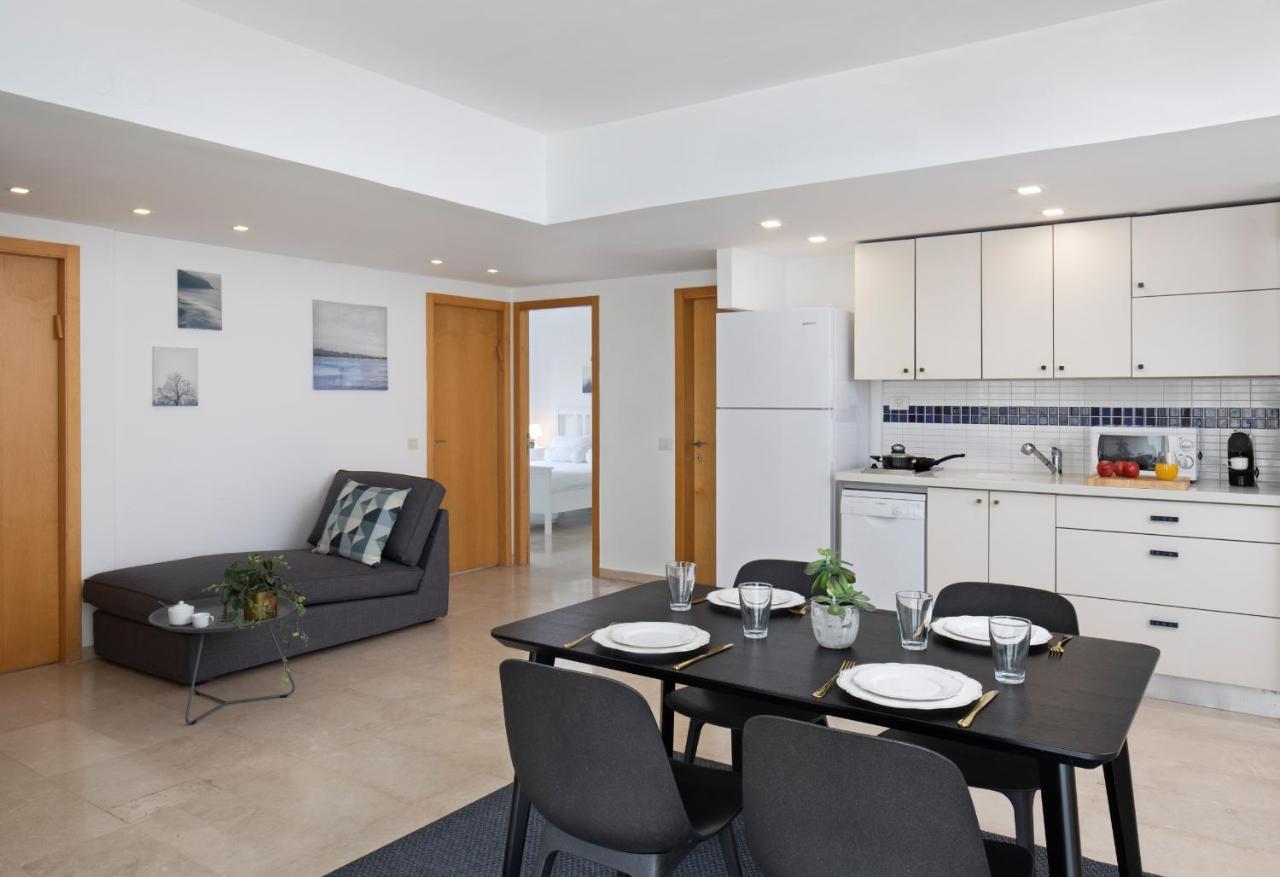 Aparthotel Okeanos On The Beach Herzliya Ngoại thất bức ảnh