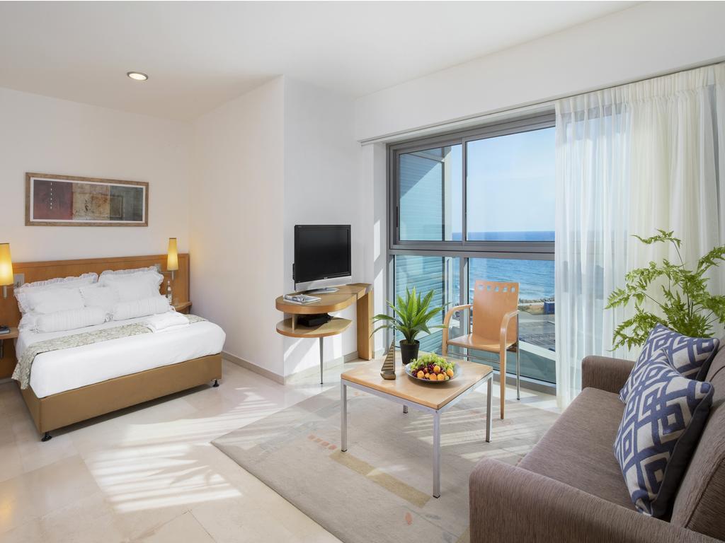 Aparthotel Okeanos On The Beach Herzliya Phòng bức ảnh