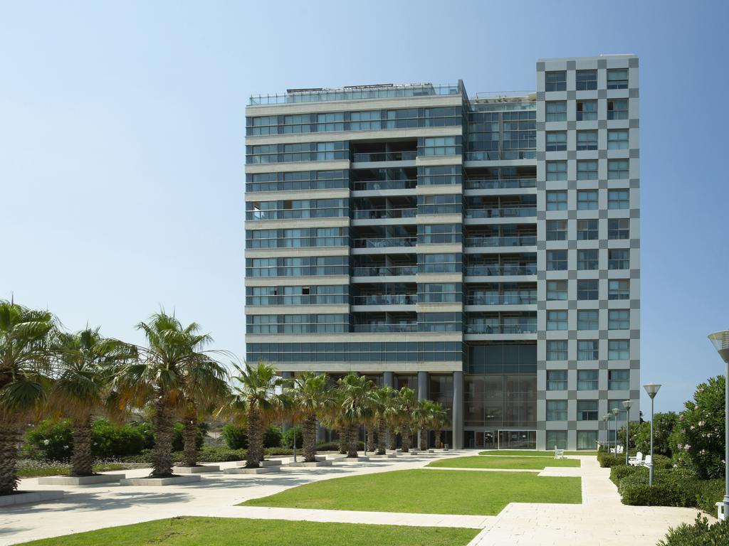 Aparthotel Okeanos On The Beach Herzliya Ngoại thất bức ảnh