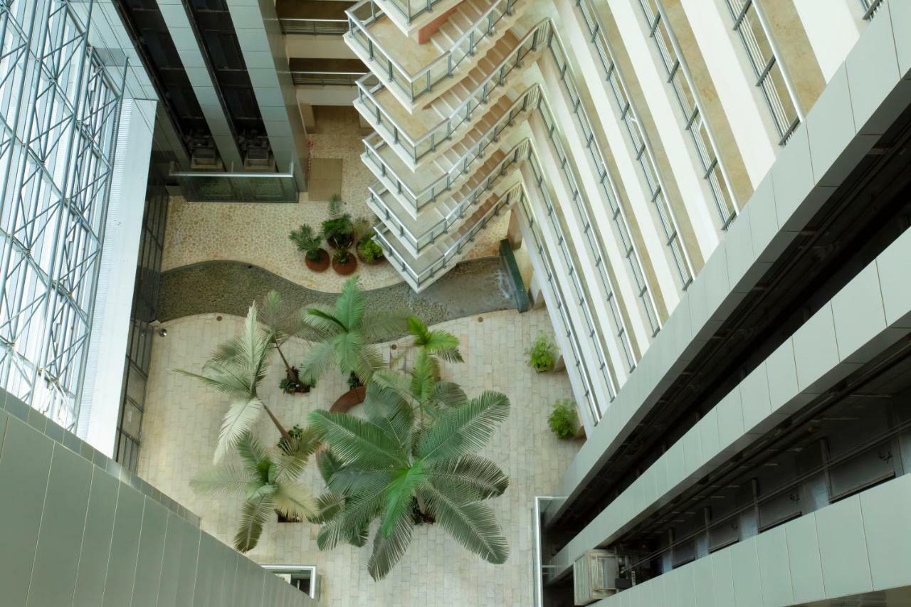 Aparthotel Okeanos On The Beach Herzliya Ngoại thất bức ảnh