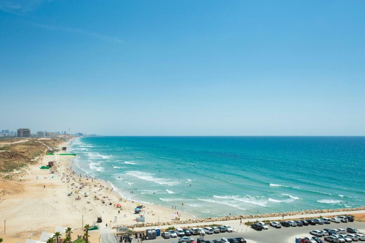 Aparthotel Okeanos On The Beach Herzliya Ngoại thất bức ảnh
